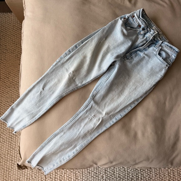 Abercrombie & Fitch Denim - Abercrombie & Fitch Skinny High Rise Jean